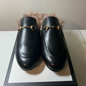 Gucci women Princeton sandals. New with box, dustbag.